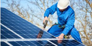 Installation Maintenance Panneaux Solaires Photovoltaïques à Latrille